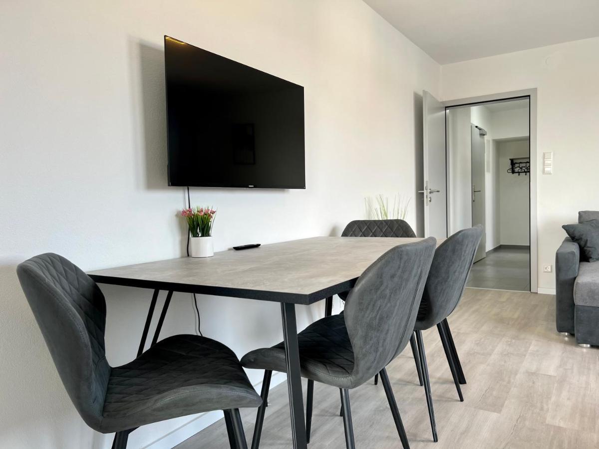 Nujen- Hotel Und Apartment Stuttgart Zuffenhausen Eksteriør billede